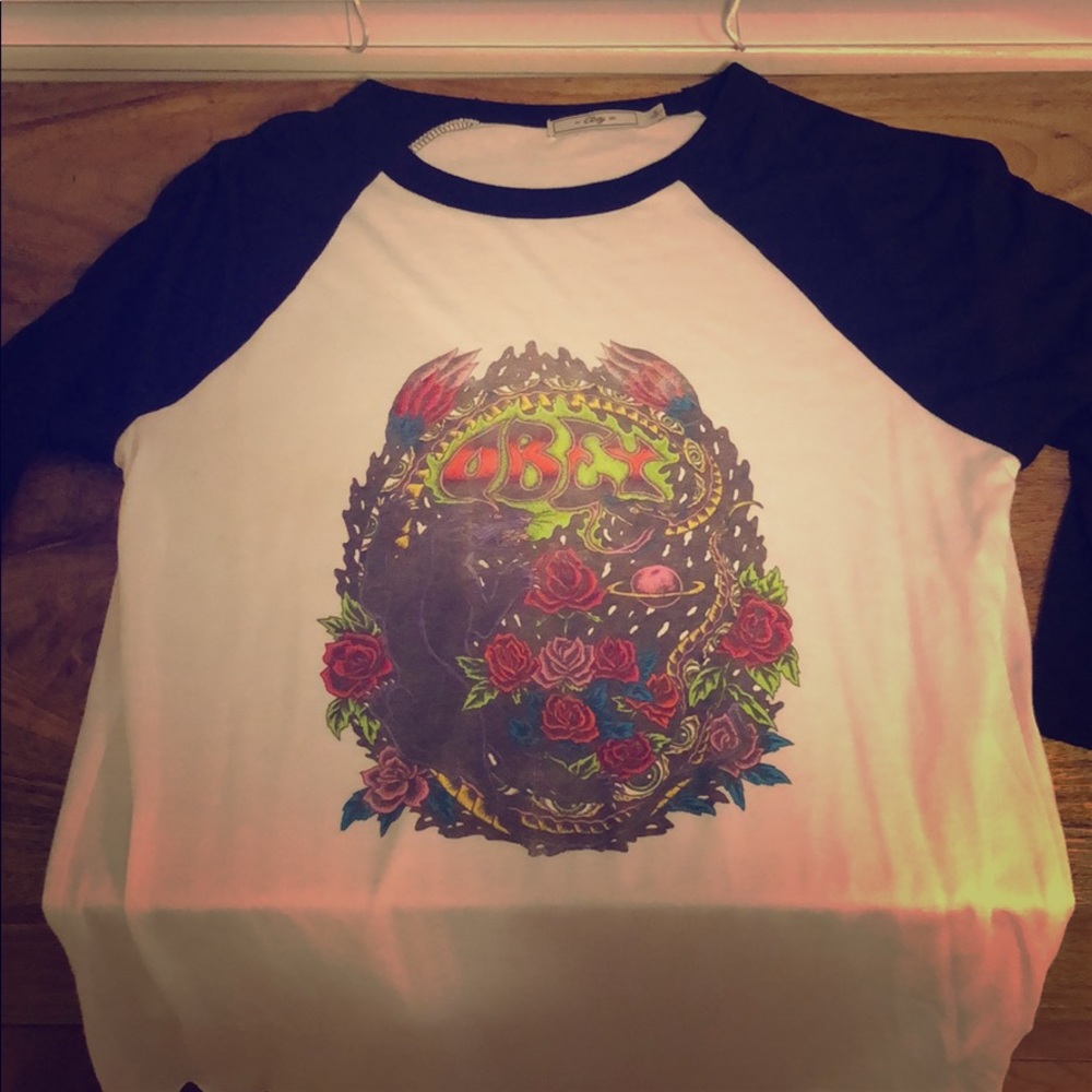 Obey baseball T. Size M